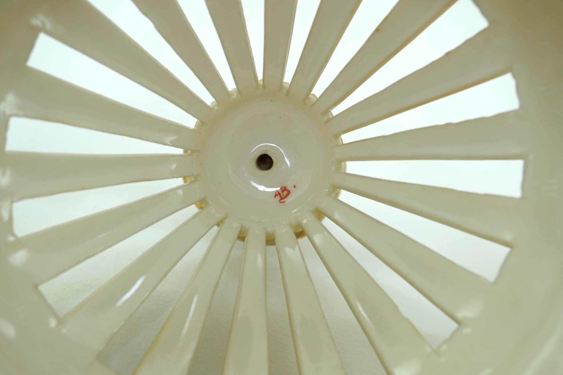 A Royal Worcester blush ivory pot pourri, cover and liner, c.1896